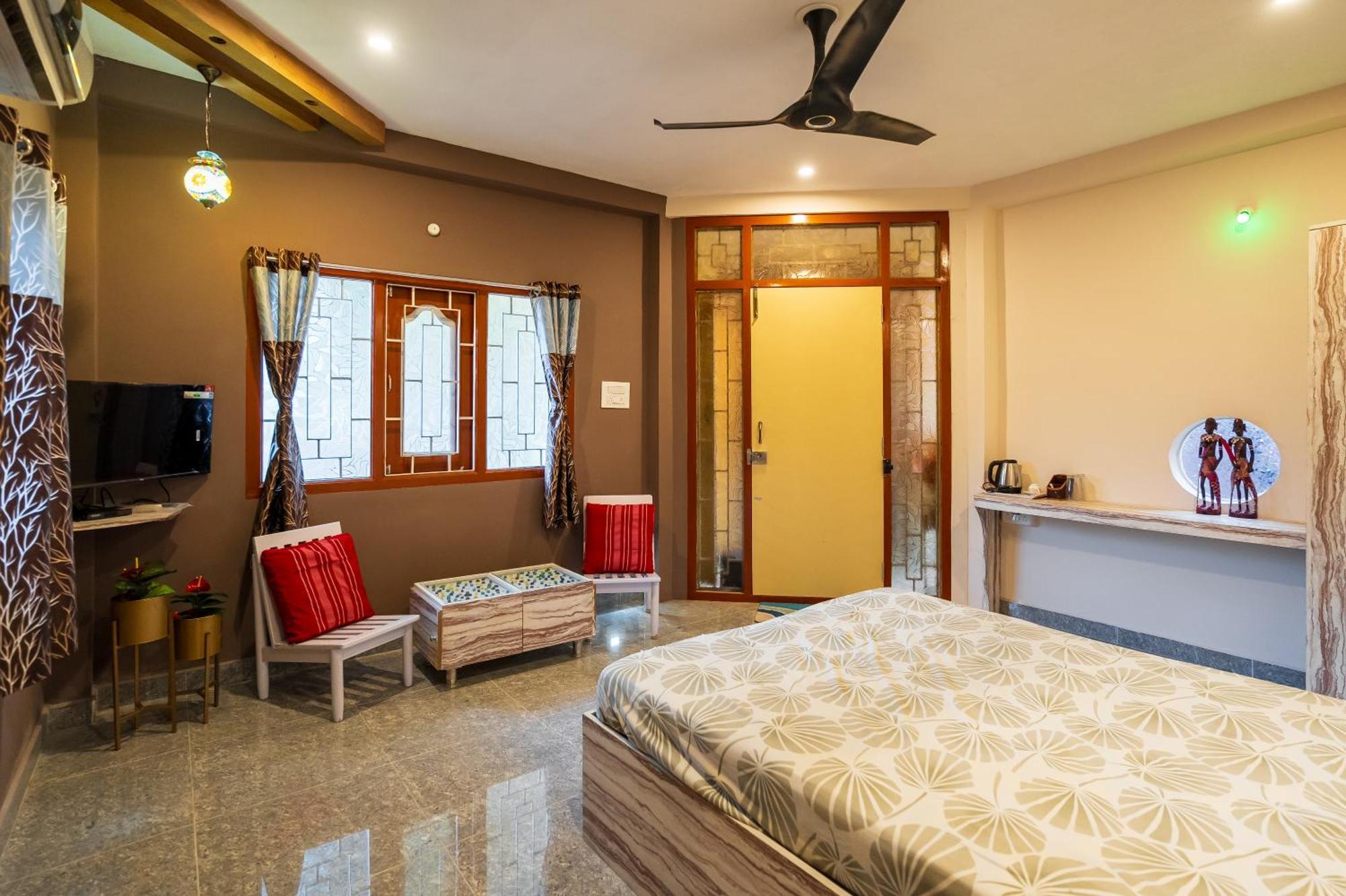 Ntr Garden Hotel ออโรวิลล์ ภายนอก รูปภาพ