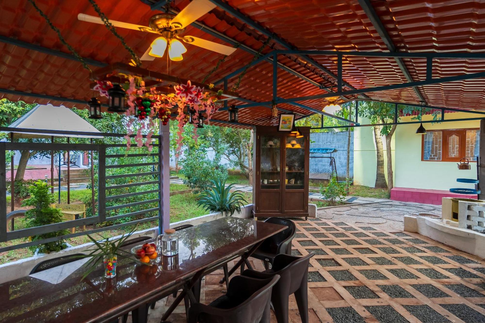 Ntr Garden Hotel ออโรวิลล์ ภายนอก รูปภาพ