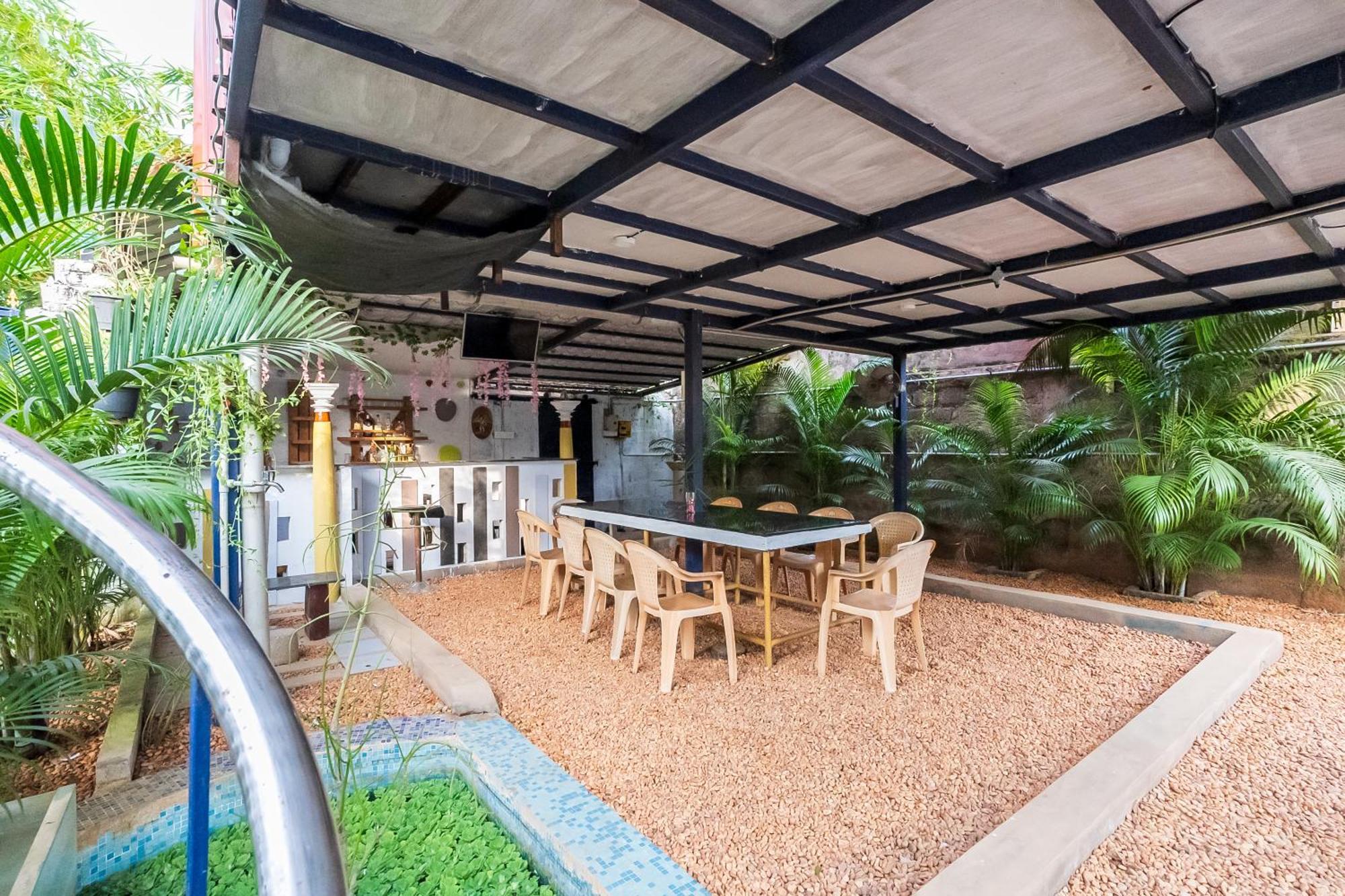 Ntr Garden Hotel ออโรวิลล์ ภายนอก รูปภาพ